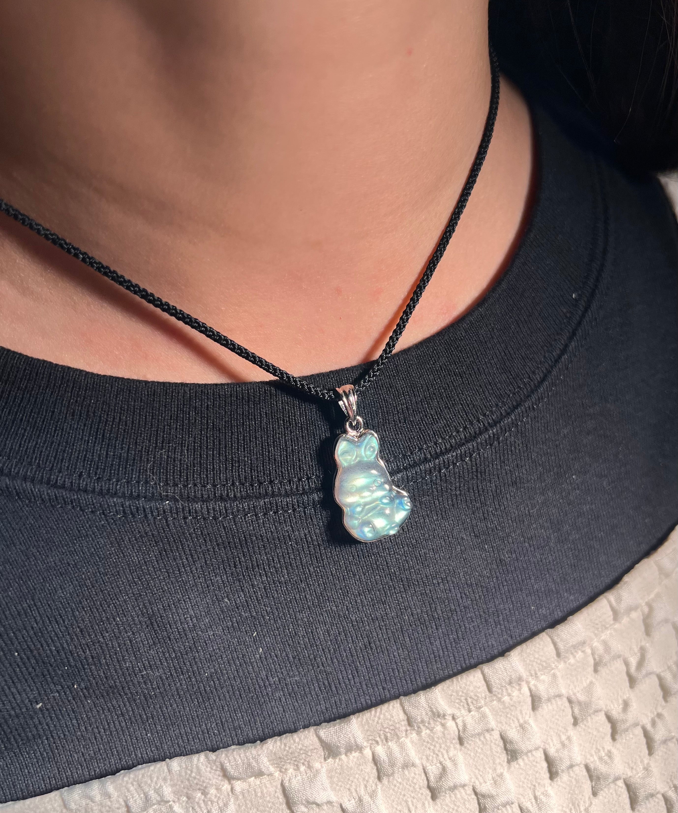 水晶, 水晶店, 水晶手鍊, 水晶手串, 晶石擺設, 水晶DIY, 水晶原石, 消磁淨化, 純露噴霧, 招財水晶, 人緣水晶, 能量水晶, 觀塘水晶店, 手工飾品, 命定水晶, 水晶工作坊, 晶石吊墜, 水晶飾物, 避邪保平安, 舒緩情緒, 招貴人, 專屬訂製, 貔貅掛飾, 線上訂製, 礦區原石, 鈦晶, 金髮晶, 拉長石, 海藍寶, 水晶手鐲, 空間淨化, 能量平衡, 天然礦石, 櫻花瑪瑙, 黑曜石, 捷克隕石, 瑪瑙扣, 招財貓掛飾, 達摩擺件, 透石膏, 願望瓶, 礦石切割, 脈輪平衡, 靈性成長, 禮物推薦, 晶石原礦, Crystal, Crystal Shop, Crystal Bracelet, Crystal Ornament, DIY Crystal, Raw Stone, Cleansing, Hydrosol Spray, Wealth Crystal, Relationship Crystal, Healing Energy, Kwun Tong Crystal Shop, Handmade Jewelry, Destiny Crystal, Crystal Workshop, Cry