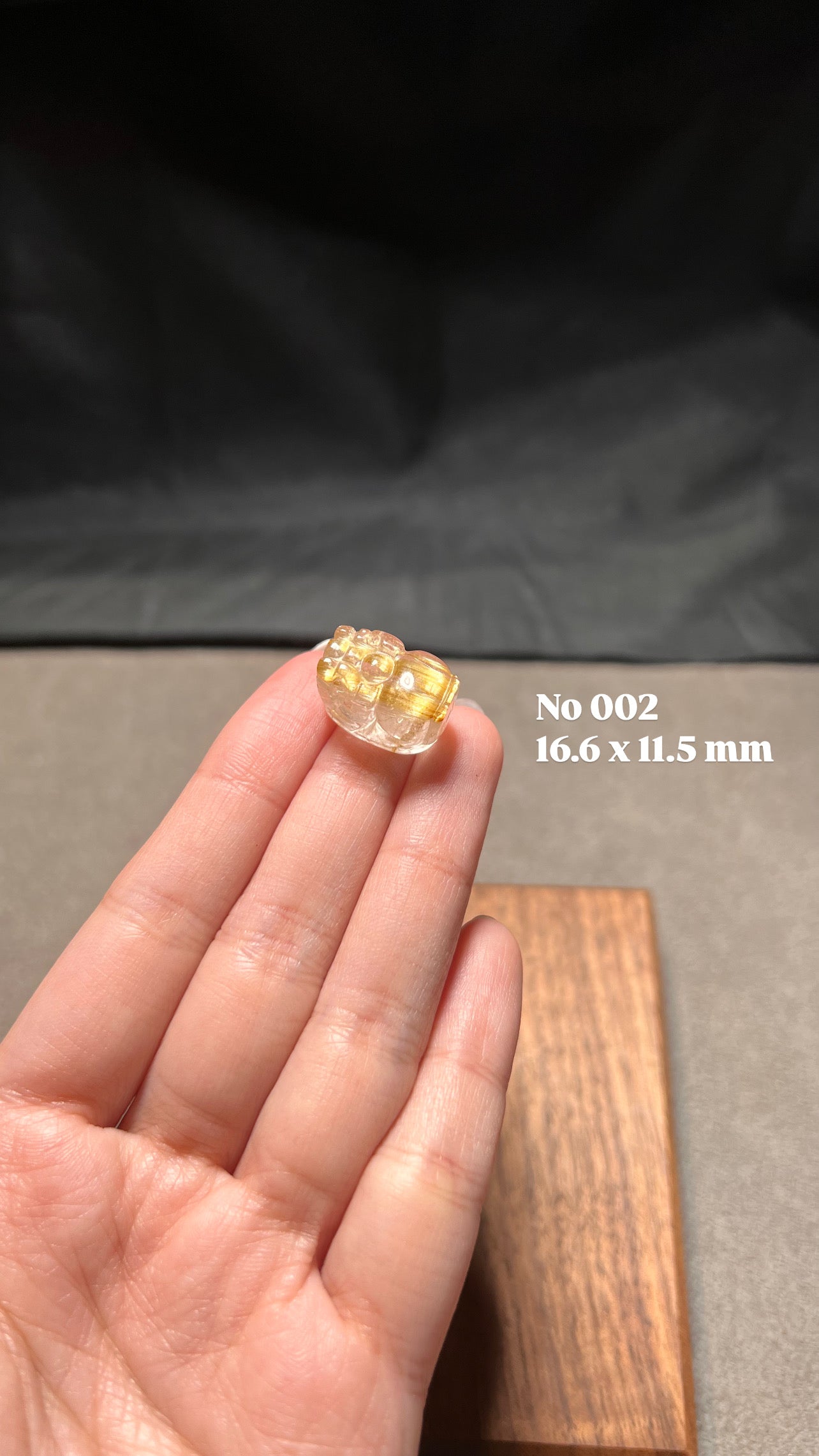 水晶, 水晶店, 水晶手鍊, 水晶手串, 晶石擺設, 水晶DIY, 水晶原石, 消磁淨化, 純露噴霧, 招財水晶, 人緣水晶, 能量水晶, 觀塘水晶店, 手工飾品, 命定水晶, 水晶工作坊, 晶石吊墜, 水晶飾物, 避邪保平安, 舒緩情緒, 招貴人, 專屬訂製, 貔貅掛飾, 線上訂製, 礦區原石, 鈦晶, 金髮晶, 拉長石, 海藍寶, 水晶手鐲, 空間淨化, 能量平衡, 天然礦石, 櫻花瑪瑙, 黑曜石, 捷克隕石, 瑪瑙扣, 招財貓掛飾, 達摩擺件, 透石膏, 願望瓶, 礦石切割, 脈輪平衡, 靈性成長, 禮物推薦, 晶石原礦, Crystal, Crystal Shop, Crystal Bracelet, Crystal Ornament, DIY Crystal, Raw Stone, Cleansing, Hydrosol Spray, Wealth Crystal, Relationship Crystal, Healing Energy, Kwun Tong Crystal Shop, Handmade Jewelry, Destiny Crystal, Crystal Workshop, Cry