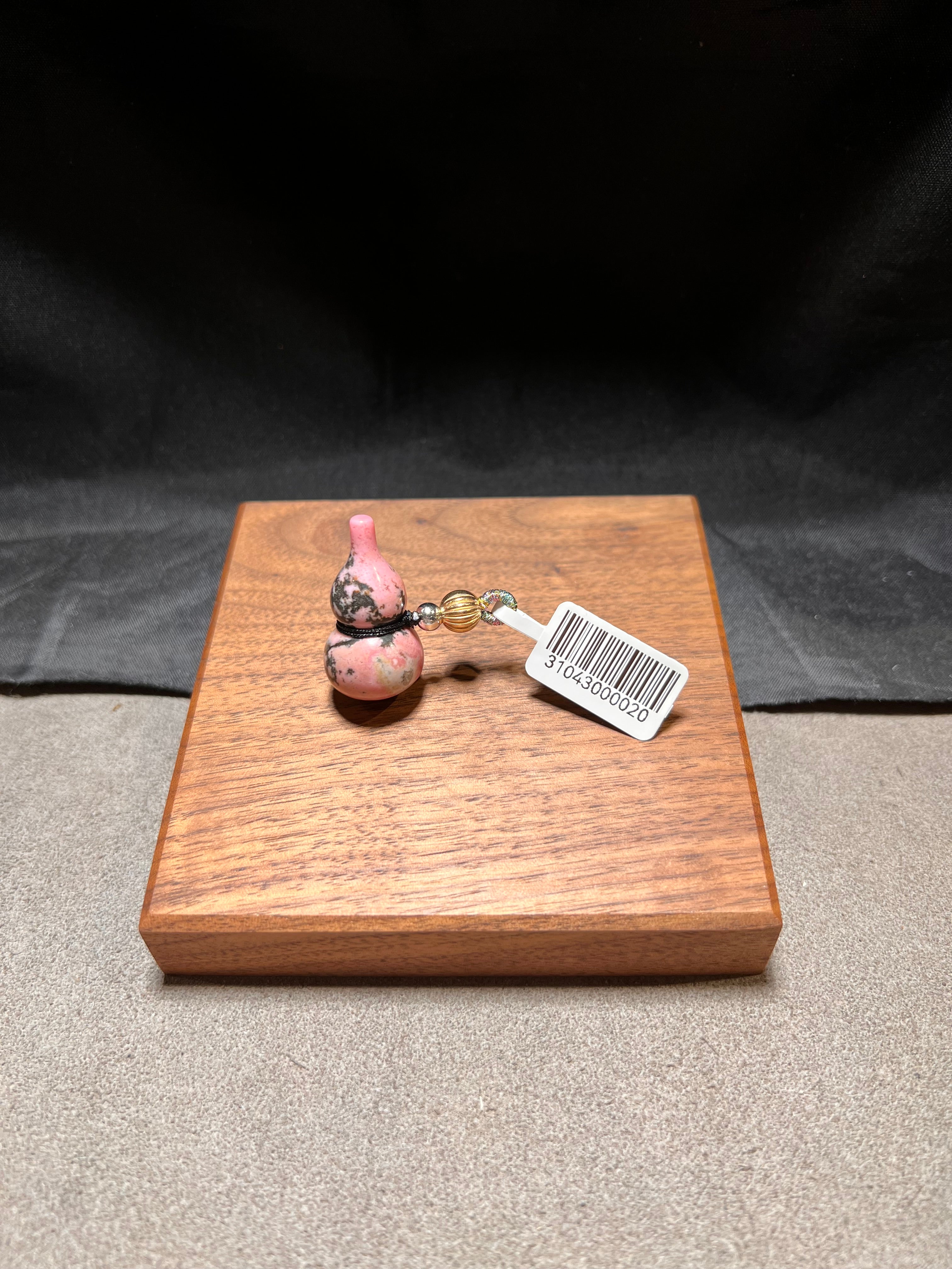 水晶, 水晶店, 水晶手鍊, 水晶手串, 晶石擺設, 水晶DIY, 水晶原石, 消磁淨化, 純露噴霧, 招財水晶, 人緣水晶, 能量水晶, 觀塘水晶店, 手工飾品, 命定水晶, 水晶工作坊, 晶石吊墜, 水晶飾物, 避邪保平安, 舒緩情緒, 招貴人, 專屬訂製, 貔貅掛飾, 線上訂製, 礦區原石, 鈦晶, 金髮晶, 拉長石, 海藍寶, 水晶手鐲, 空間淨化, 能量平衡, 天然礦石, 櫻花瑪瑙, 黑曜石, 捷克隕石, 瑪瑙扣, 招財貓掛飾, 達摩擺件, 透石膏, 願望瓶, 礦石切割, 脈輪平衡, 靈性成長, 禮物推薦, 晶石原礦, Crystal, Crystal Shop, Crystal Bracelet, Crystal Ornament, DIY Crystal, Raw Stone, Cleansing, Hydrosol Spray, Wealth Crystal, Relationship Crystal, Healing Energy, Kwun Tong Crystal Shop, Handmade Jewelry, Destiny Crystal, Crystal Workshop, Cry