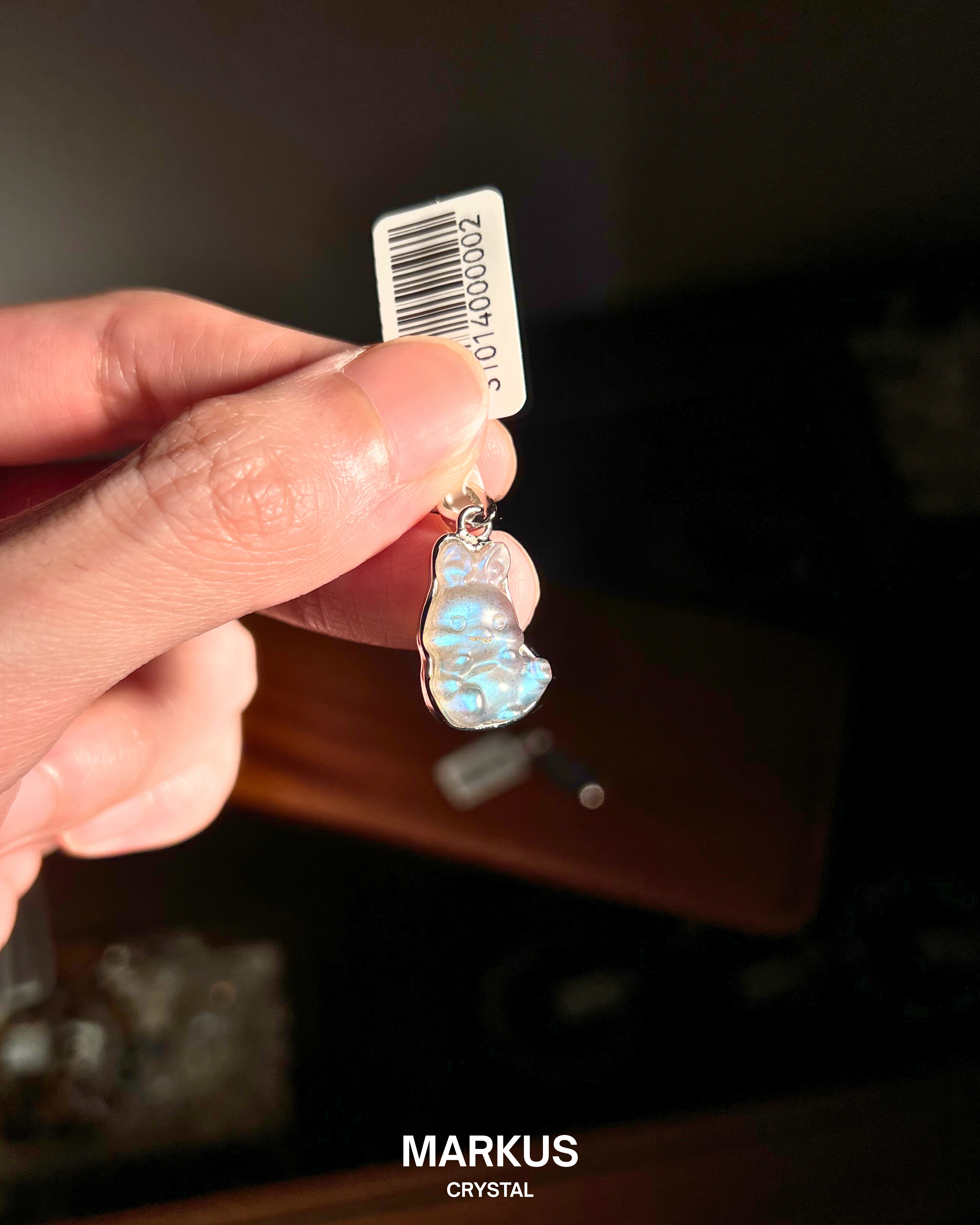 水晶, 水晶店, 水晶手鍊, 水晶手串, 晶石擺設, 水晶DIY, 水晶原石, 消磁淨化, 純露噴霧, 招財水晶, 人緣水晶, 能量水晶, 觀塘水晶店, 手工飾品, 命定水晶, 水晶工作坊, 晶石吊墜, 水晶飾物, 避邪保平安, 舒緩情緒, 招貴人, 專屬訂製, 貔貅掛飾, 線上訂製, 礦區原石, 鈦晶, 金髮晶, 拉長石, 海藍寶, 水晶手鐲, 空間淨化, 能量平衡, 天然礦石, 櫻花瑪瑙, 黑曜石, 捷克隕石, 瑪瑙扣, 招財貓掛飾, 達摩擺件, 透石膏, 願望瓶, 礦石切割, 脈輪平衡, 靈性成長, 禮物推薦, 晶石原礦, Crystal, Crystal Shop, Crystal Bracelet, Crystal Ornament, DIY Crystal, Raw Stone, Cleansing, Hydrosol Spray, Wealth Crystal, Relationship Crystal, Healing Energy, Kwun Tong Crystal Shop, Handmade Jewelry, Destiny Crystal, Crystal Workshop, Cry